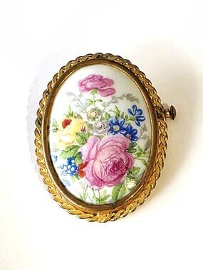 Limoges porcelain brooch circa 1930s